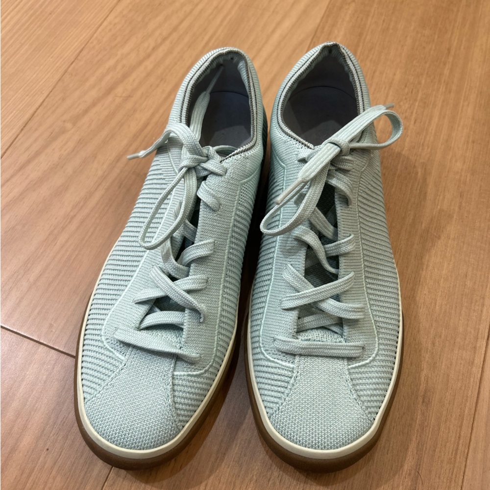 Rothy's Light Mint Green Lace-Up Athletic Sneakers
